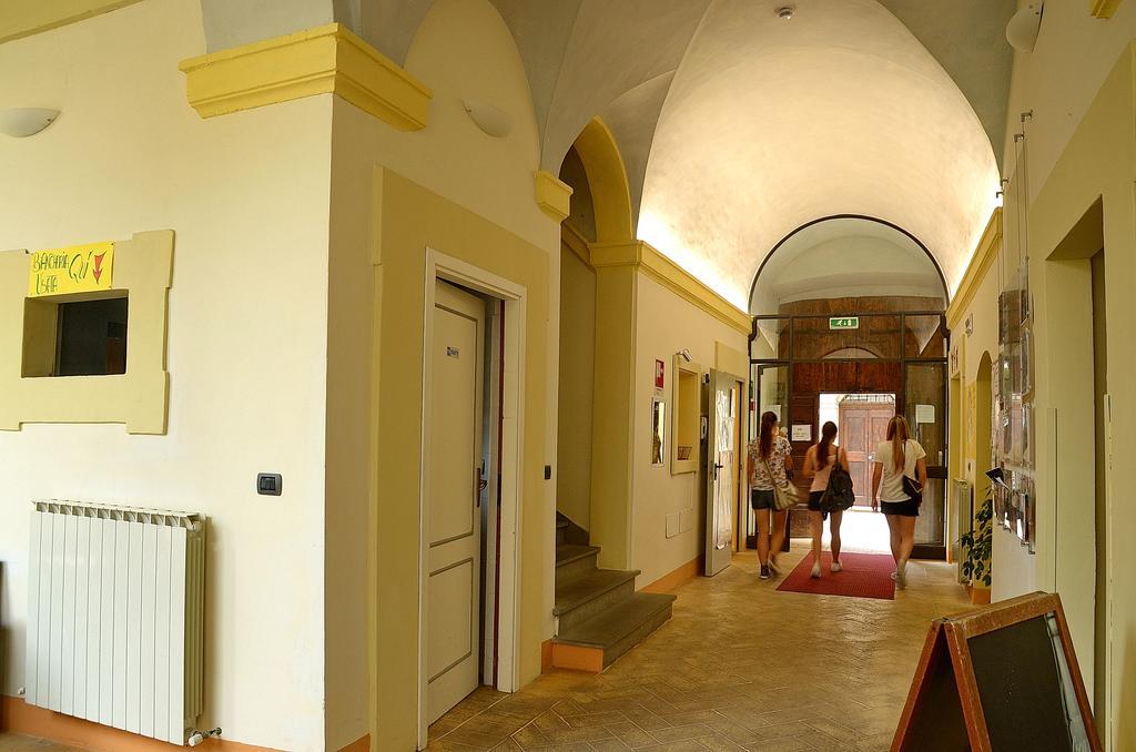 Ostello Palazzo Pierantoni Foligno Zewnętrze zdjęcie